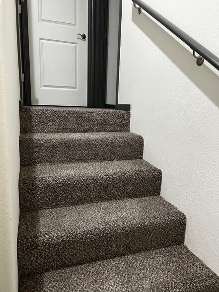 More Photos Of 615 Iron Ave SW, Albuquerque Apartments For Sale