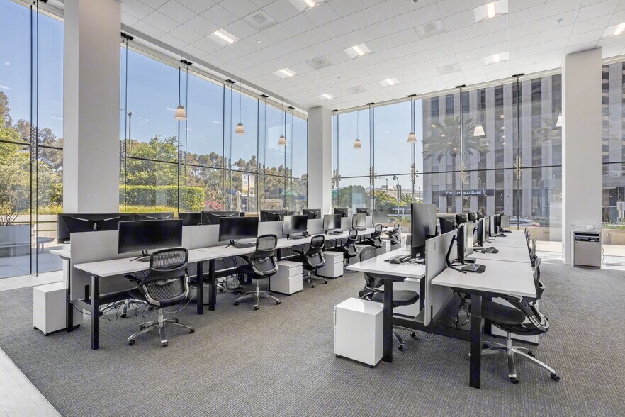 More Photos Of 1801 Century Park E, Los Angeles Office For Lease