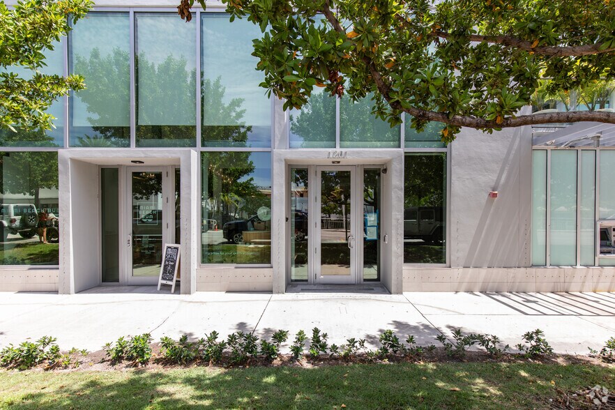 More Photos Of 1201 20th St, Miami Beach Apartments For Lease