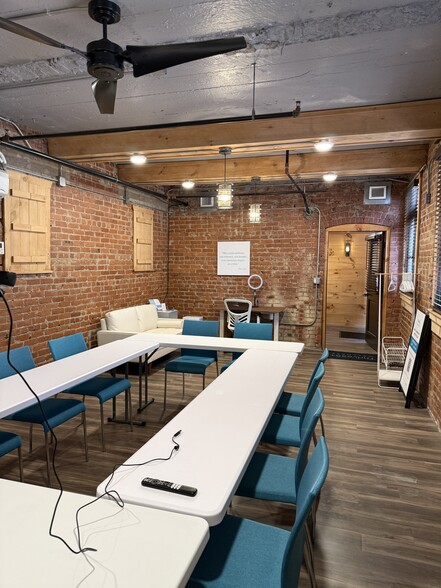 More Photos Of 6 Main Street Ext, Plymouth Office Residential For Lease