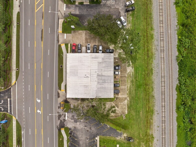 More Photos Of 675 US Highway 1, Vero Beach Warehouse For Lease
