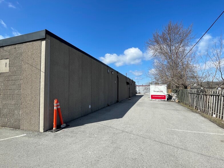 More Photos Of 14-18 Secord Dr, St Catharines Freestanding For Sale