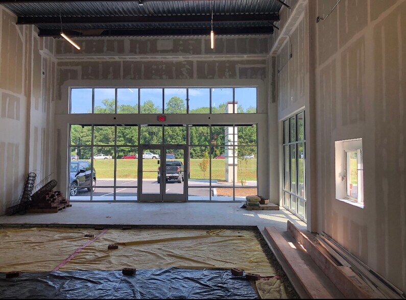 More Photos Of 801 Pooler Pky, Pooler Freestanding For Lease