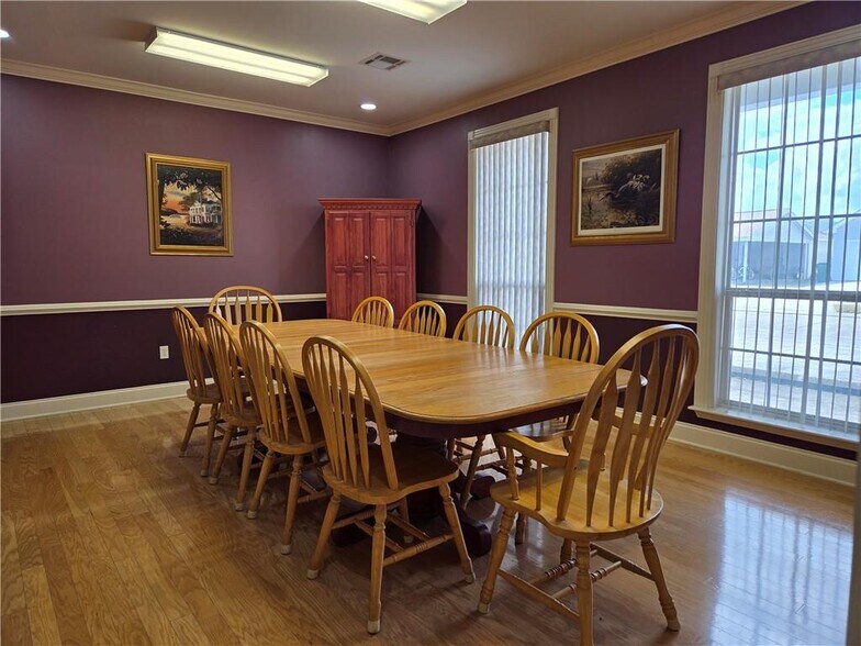 More Photos Of 1065 Muller Pky, Westwego Office For Sale