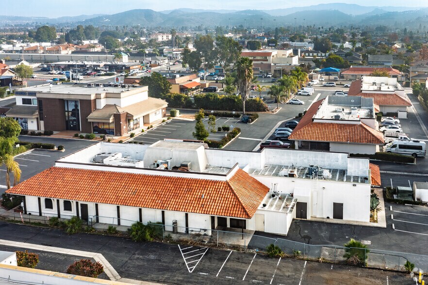 More Photos Of 2710 E Chapman Ave, Orange Storefront Retail Office For Sale