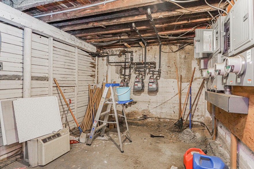 More Photos Of 174 Avenue O, Brooklyn Storefront Retail Residential For Sale