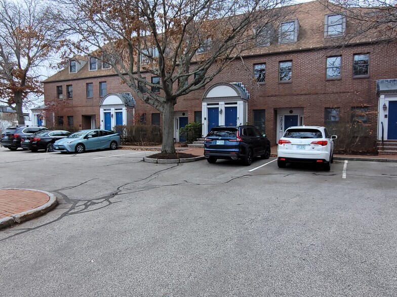 More Photos Of 500 Market St, Portsmouth Office For Lease