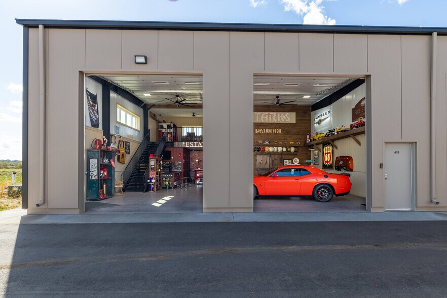 More Photos Of 663 Valerie Avenue 419-420, Hudson Self Storage For Sale