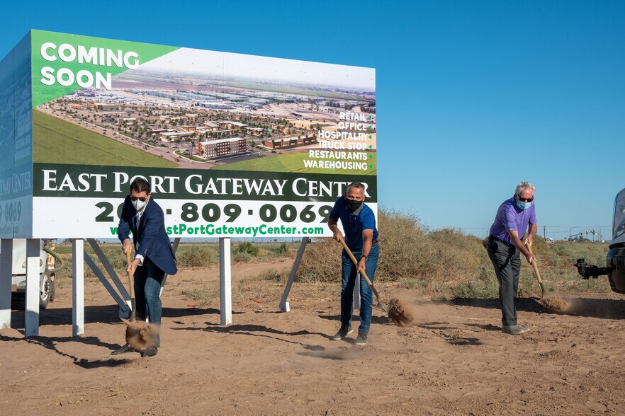 More Photos Of East Port Gateway Center, Calexico Land For Sale