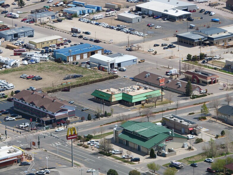 More Photos Of 207 Wolfensberger Rd, Castle Rock Restaurant For Lease