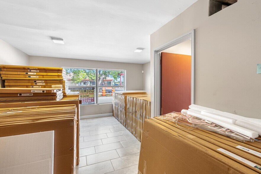 More Photos Of 1500 E Commercial Blvd, Fort Lauderdale Freestanding For Sale