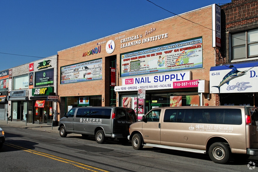 More Photos Of 4516 162nd St, Flushing Storefront Retail Office For Lease