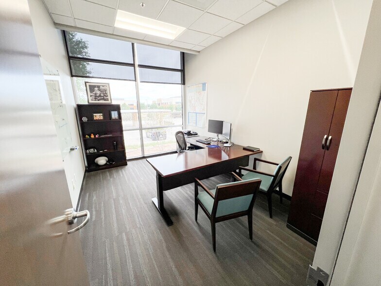 More Photos Of 6401 Holiday Hill Rd, Midland Office For Lease