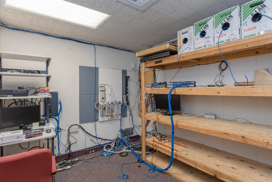 More Photos Of 499 Alvarado St, Monterey Freestanding For Sale