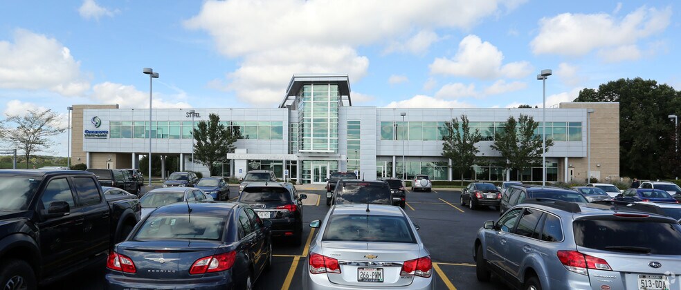 More Photos Of 1700 S Silverbrook Dr, West Bend Office For Lease