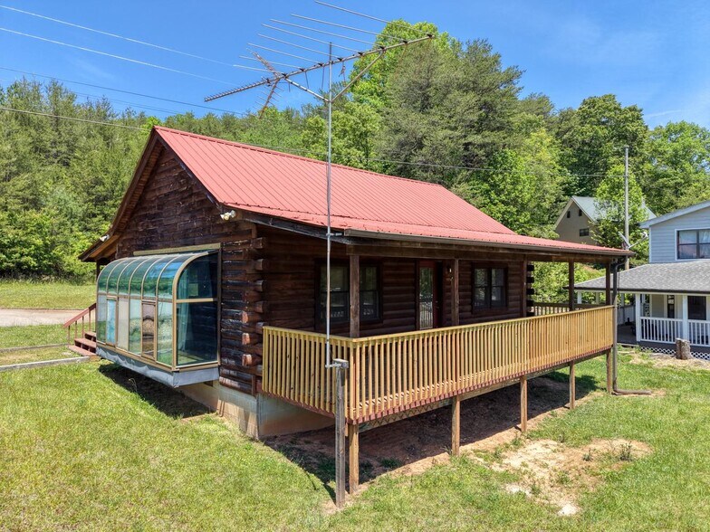 More Photos Of 23 & 60 Greenbriar Hwy, Blairsville Office For Sale