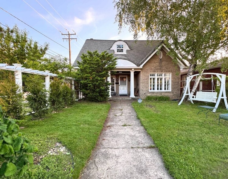Primary Photo Of 2926 State St, Erie Multifamily For Sale