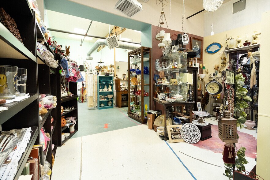More Photos Of 1212 Wyoming St, Boulder City Storefront Retail Residential For Sale