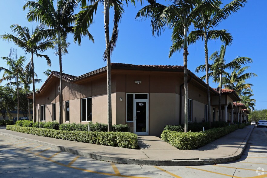 Primary Photo Of 4710-4876 N Hiatus Rd, Sunrise Office For Lease