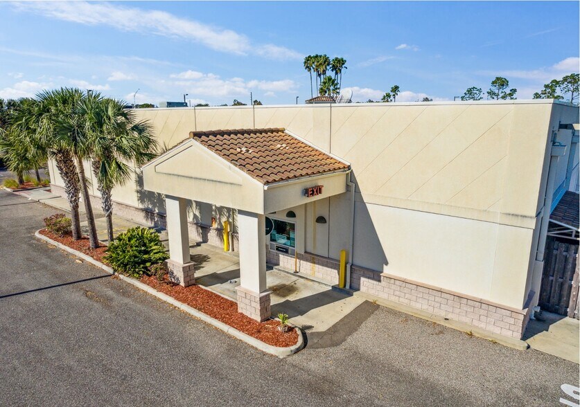More Photos Of 2251 N Semoran Blvd, Orlando Drugstore For Sale