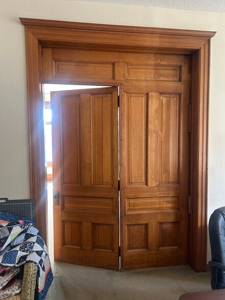 More Photos Of 224 Elm St W, Norwood Young America Storefront Retail Office For Sale