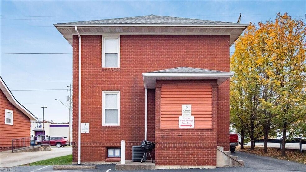 More Photos Of , Zanesville General Retail For Sale