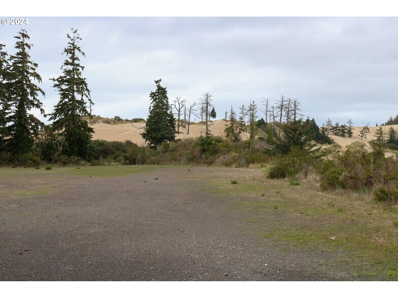 More Photos Of 92851 Trans Pacific Pkwy, North Bend Land For Sale