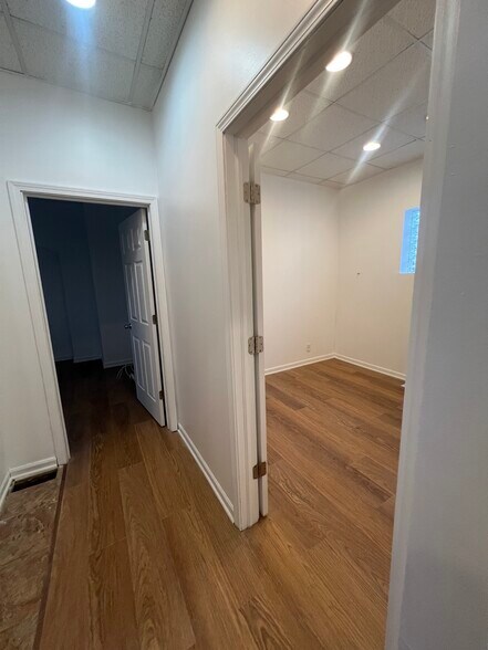 More Photos Of 43 E 119th Pl, Chicago Office For Lease