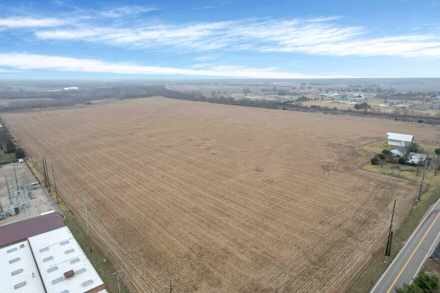 More Photos Of 612 Tarlton Rd, Circleville Land For Sale