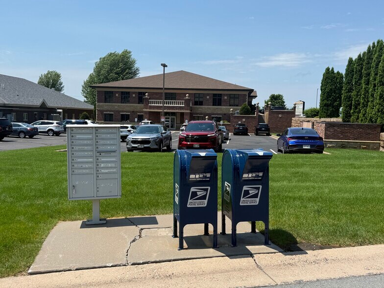 More Photos Of 4410 Golf Ter, Eau Claire Office For Sale