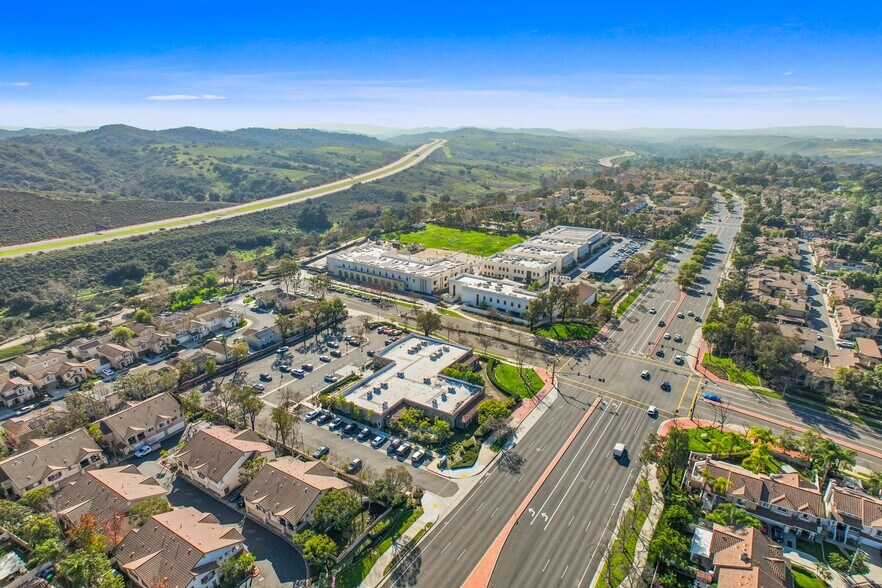 More Photos Of 29472 Avenida de las Banderas, Rancho Santa Margarita Medical For Lease