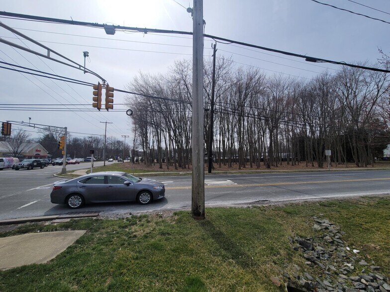 Englishtown Road, Old Bridge, NJ 08857 Land For Lease