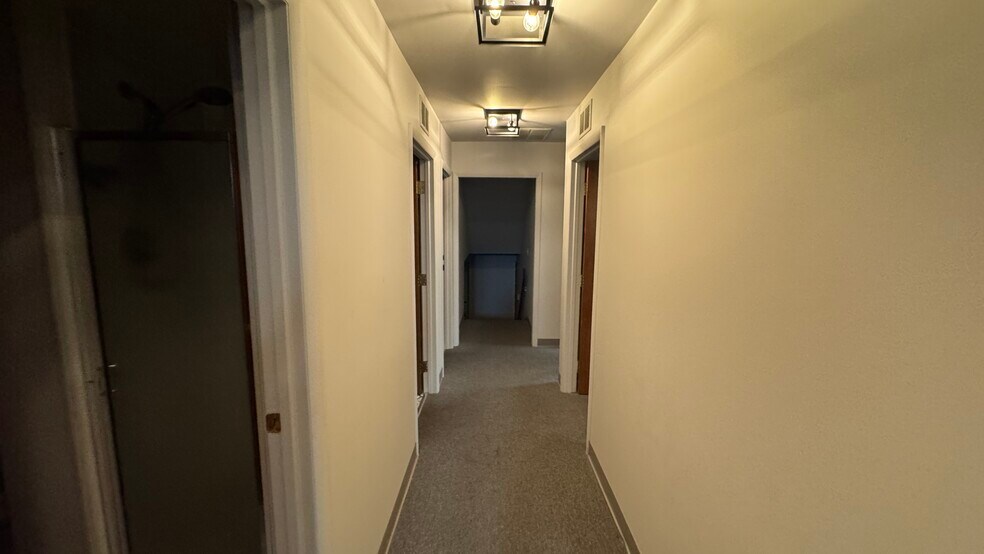 More Photos Of 1850 Friedensville Rd, Bethlehem Office For Lease