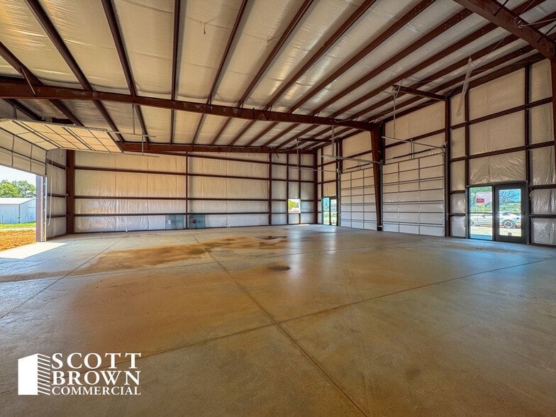 More Photos Of 8587 Stewart Rd, Aubrey Unknown For Lease