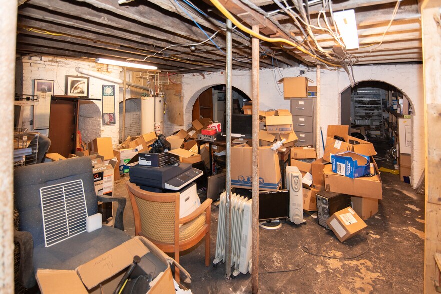 More Photos Of 405 N Paca St, Baltimore Storefront Retail Office For Sale