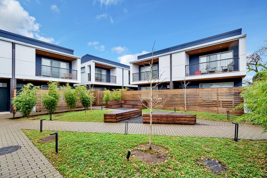 More Photos Of 5115 E Burnside St, Portland Apartments For Sale