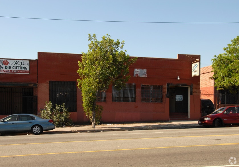 More Photos Of 3232 E Olympic Blvd, Los Angeles Warehouse For Lease