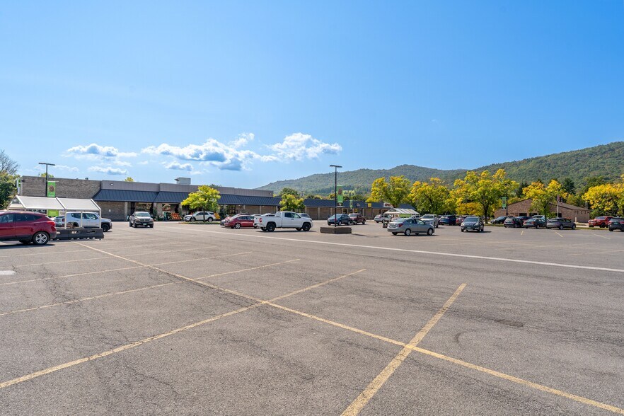 More Photos Of Route 4A Westway Mall, West Rutland Unknown For Lease