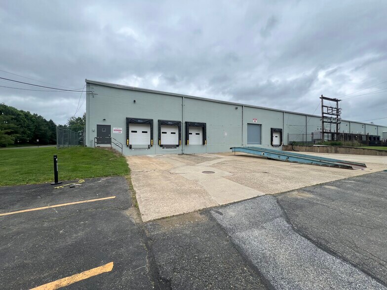 More Photos Of 1 Judy Way, Aston Township Manufacturing For Lease