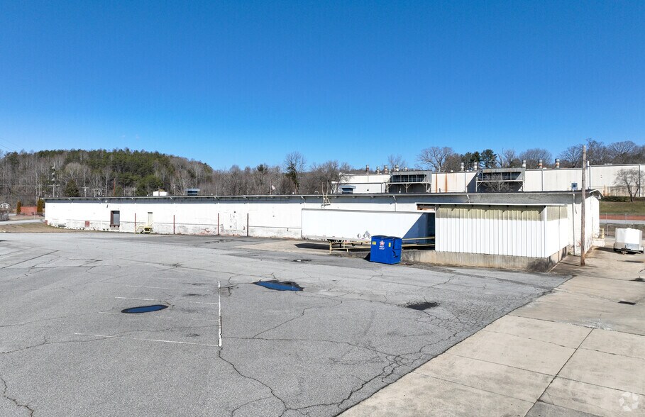 More Photos Of 315 Elizabeth St NW, Lenoir Manufacturing For Lease