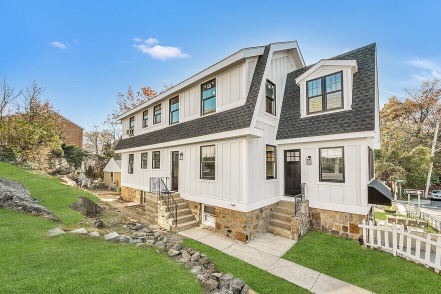 More Photos Of 200 Main St, Eastchester Apartments For Sale