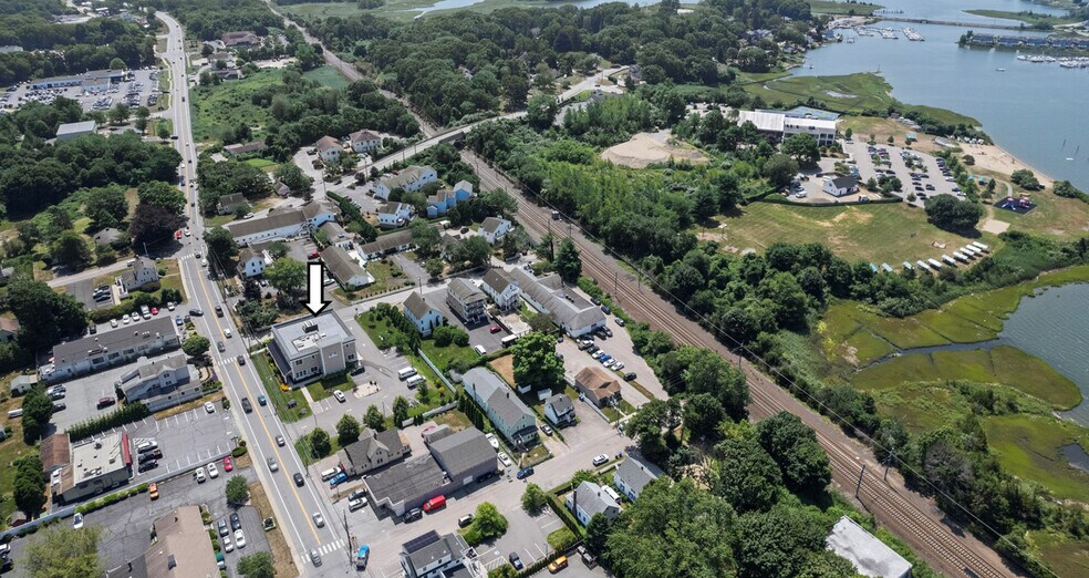 More Photos Of 56 Williams Ave, Mystic Office Residential For Sale