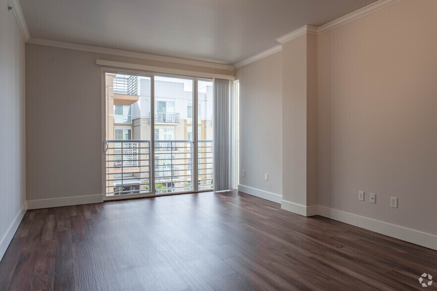 More Photos Of 7650 SE 27th St, Mercer Island Apartments For Lease