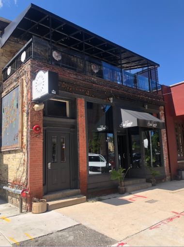 Primary Photo Of 787-789 N Jefferson St, Milwaukee Restaurant For Sale