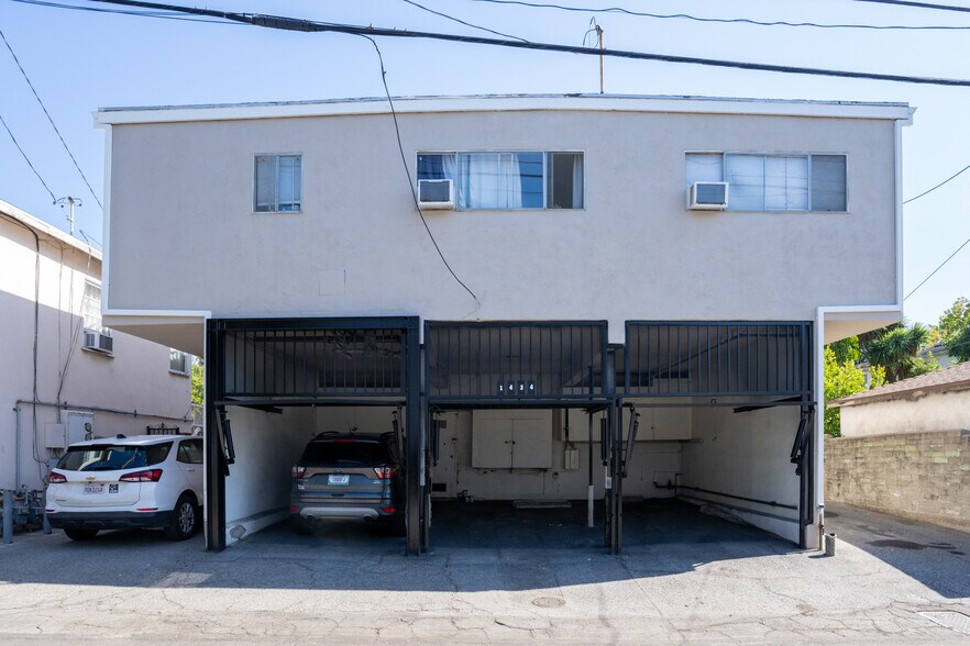 More Photos Of 1434 Berkeley St, Santa Monica Apartments For Sale