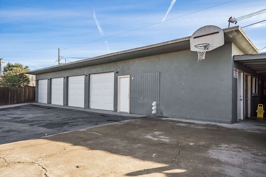 More Photos Of 420-450 Broadway, Gilroy Apartments For Sale
