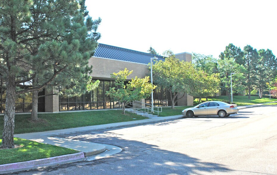 Primary Photo Of 8925 E Nichols Ave, Englewood Unknown For Lease