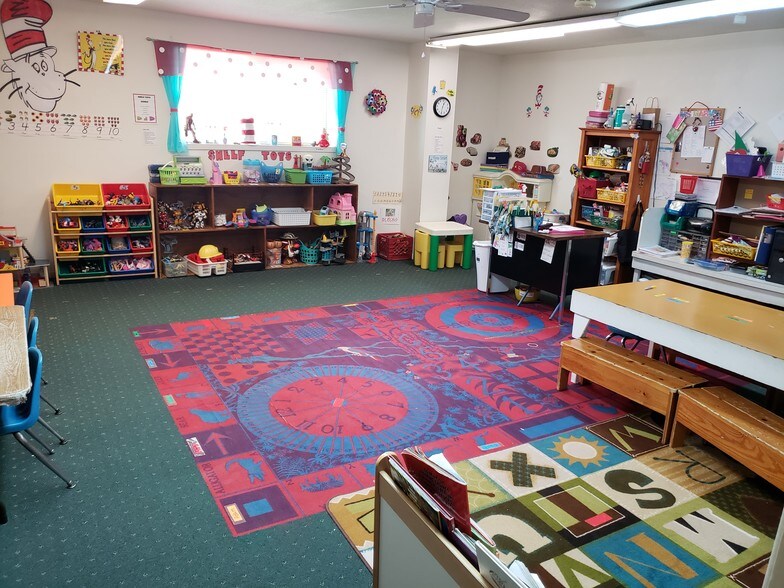 More Photos Of 1803 Kenwick Pl, Pasadena Daycare Center For Sale
