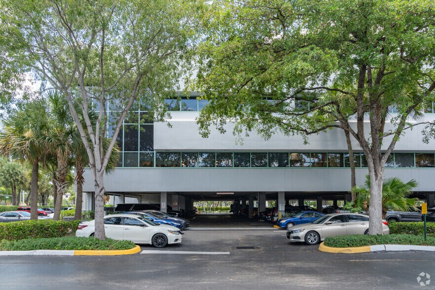 More Photos Of 1201 W Cypress Creek Rd, Fort Lauderdale Unknown For Lease