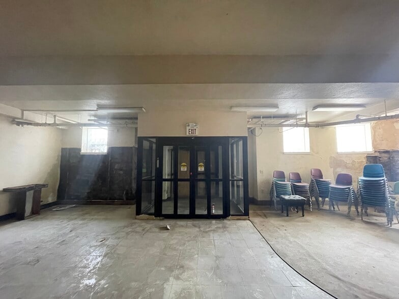 More Photos Of 486 S Graham St, Pittsburgh Religious Facility For Sale